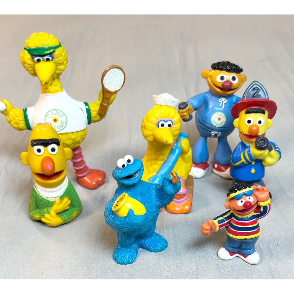 Vtg modern Sesame Street PVC Figure Lot Big Bird Ernie Bert Cookie Monster